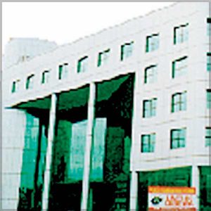 1992 – WISMA PARAMOUNT